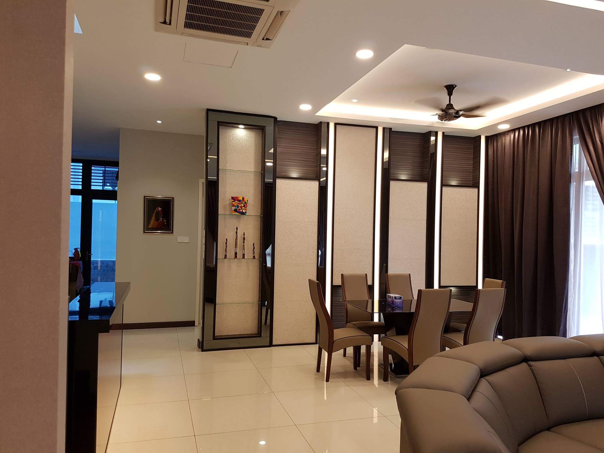 RT Furniture & Renovation Wood Divider