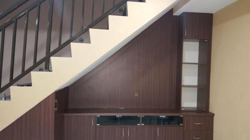 RT Furniture & Renovation - Staircase Cabinet 004