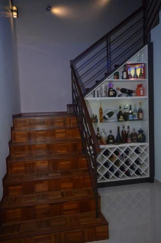 RT Furniture & Renovation - Staircase Cabinet 013