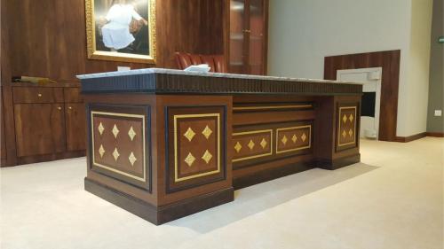 RT Furniture & Renovation - Office 040