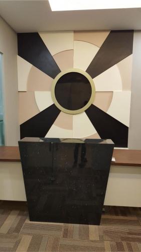 RT Furniture & Renovation - Office 028