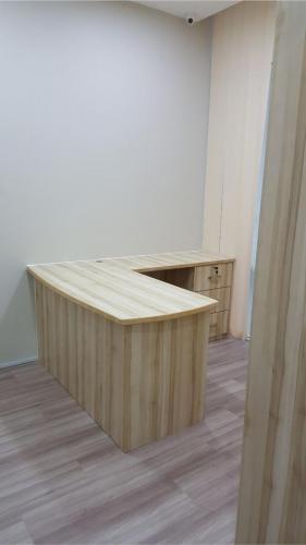 RT Furniture & Renovation - Office 007