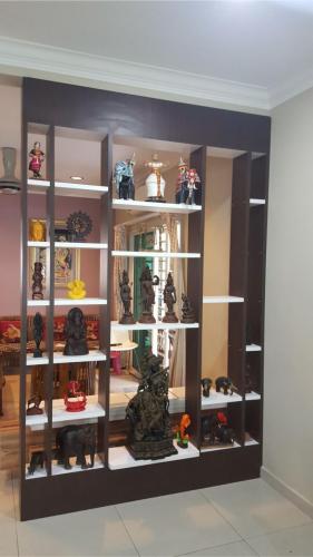 RT Furniture & Renovation - Wood Divider 007